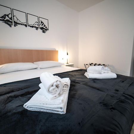 Il Cortiletto Apartment Lecco Exterior photo